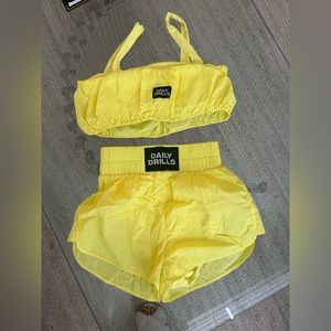 Daily drills workout set, parachute material, yellow size small